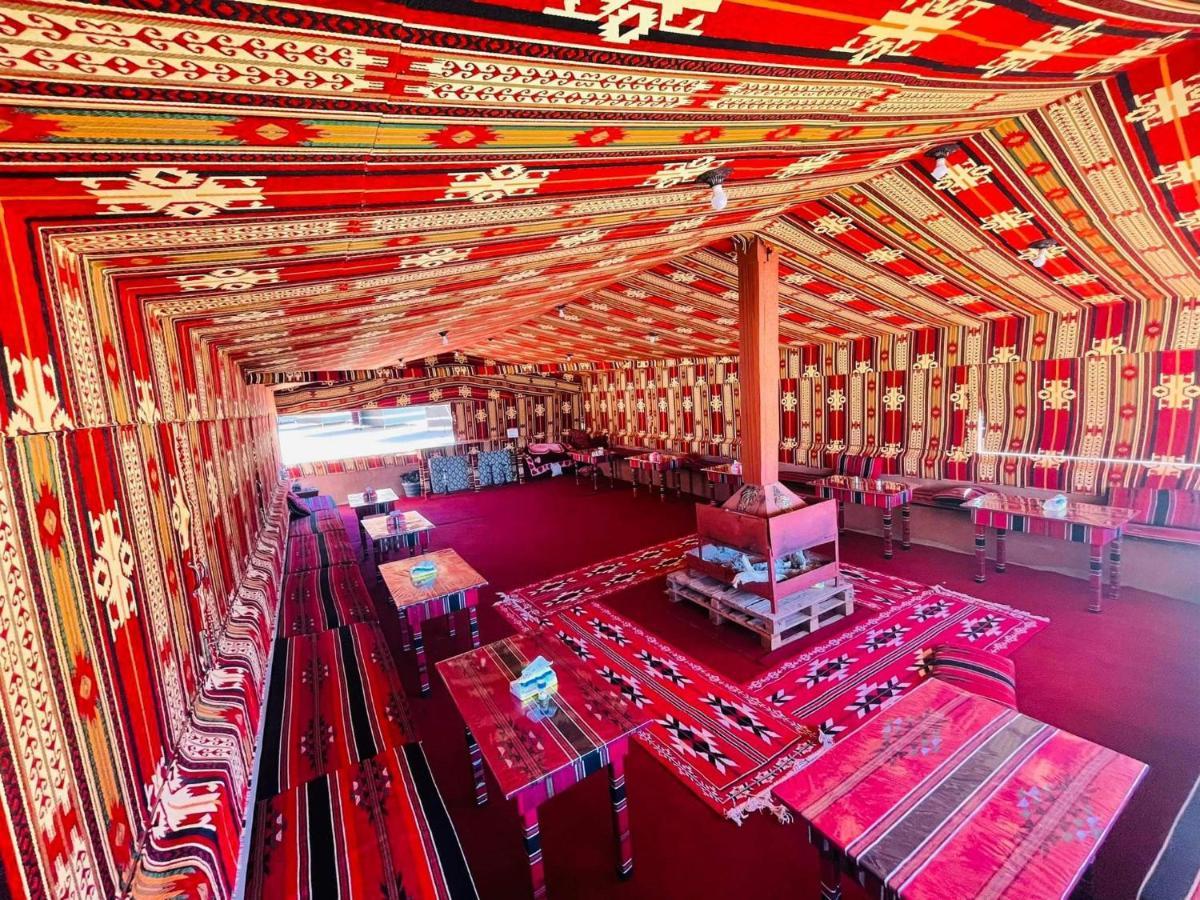 Caravan Station Camp Hotel วาดิรัม ภายนอก รูปภาพ